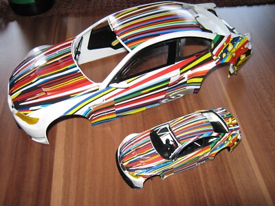 2 mal BMW M3 GT2 ''UMBAU JEFF KOONS''  in 1:18 und 1:43 ANFERTIGUNG