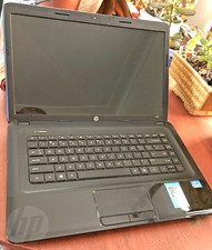 HP 2000 Laptop w/Intel Core i3 Windows 8 Parts or Repair Bad Screen