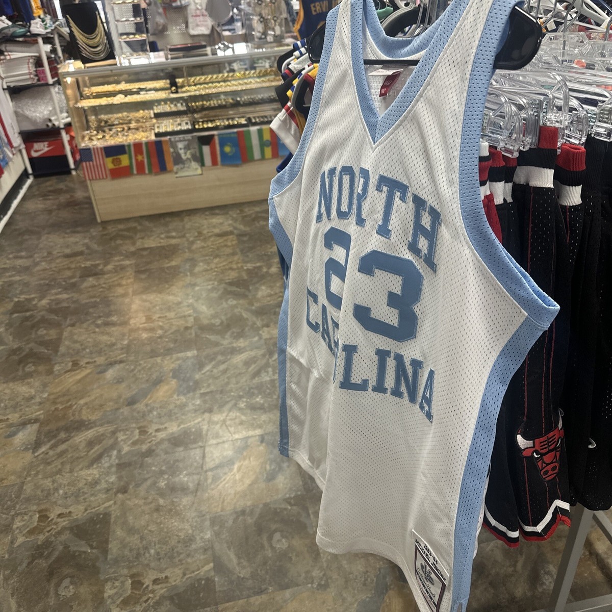 Mitchell & Ness North Carolina #23 Michael Jordan Jersey Size 44