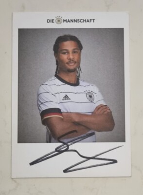 SUPERSTAR SERGE GNARBI SIGNED IN PERSON 4X6'' BAYERN MUNICH PROMO CARD SOCCER 