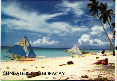 PC PHILIPPINES, SUNBATHING IN BORACAY, Modern Postcard (b60237)