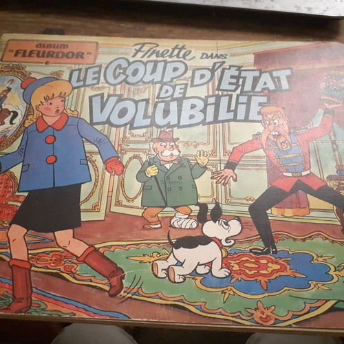 der Staatsstreich von VOLUBILIE FINETTE ERIK geblümt 1955
