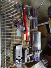 Dyson Outsize Cordless Vacuum Cleaner – Used