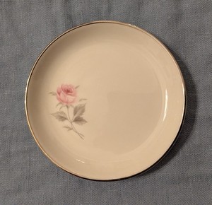 Butter Pat West Bend 3 7/8 inches