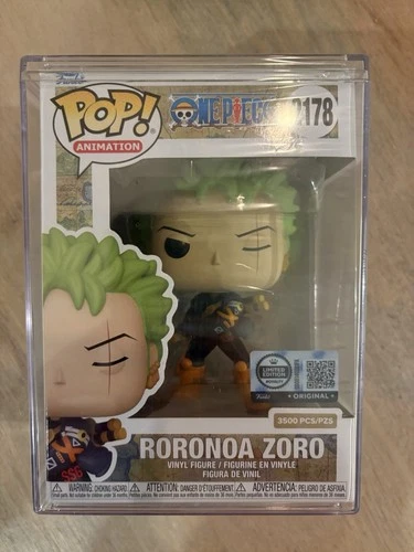 Funko Pop Roronoa Zoro Hot Topic Exclusive LE 3500 #2178 One Piece & Protector