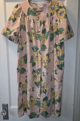 Vtg Simply Basic House Coat Dress Women  Snap Button Spring Flower Muu Muu L