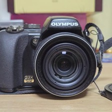Olympus SP-565UZ 20x Zoom Digital Camera Official