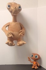 Universal Studios E.T. Extraterrestrial 18" Toy Factory 8" Plush Lot of 2
