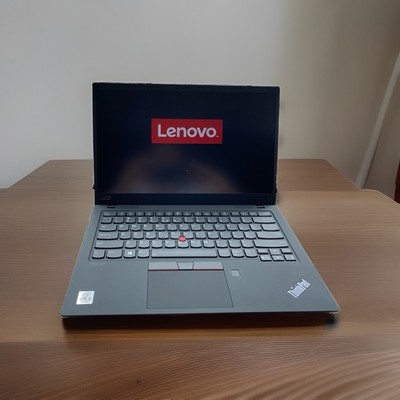 Lenovo ThinkPad X1 Carbon Gen 8   i5 10th Gen   8GB RAM   256GB SSD   Win 11 Pro