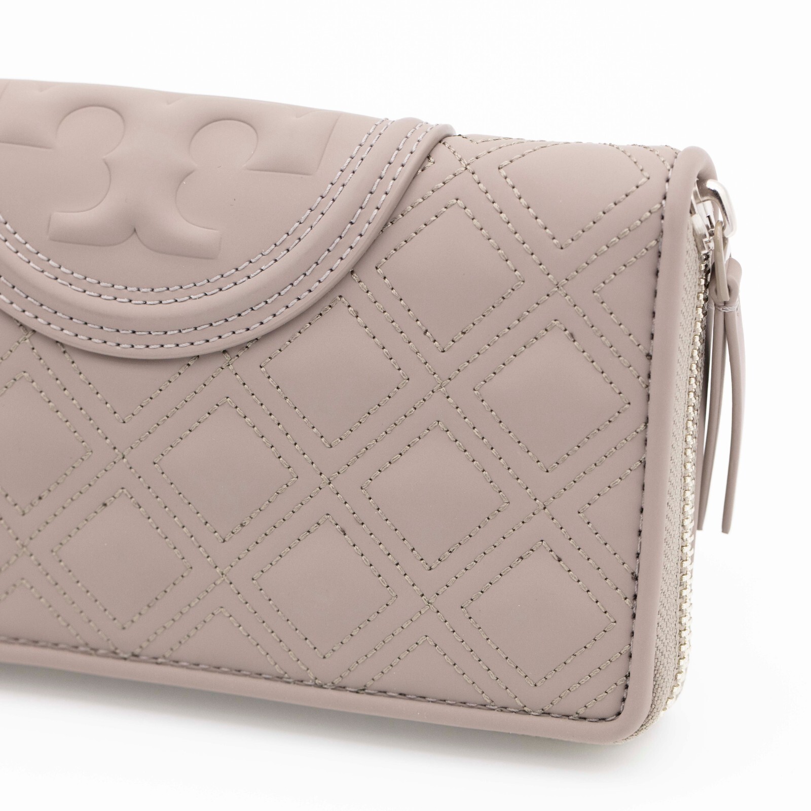TORY BURCH  FLEMING SOFT MATTE ZIP CONTINENTAL WA… - image 6