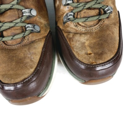 UGG Olivert Waterproof Boot Mens 7.5 Brown Leather SN  display picture 3