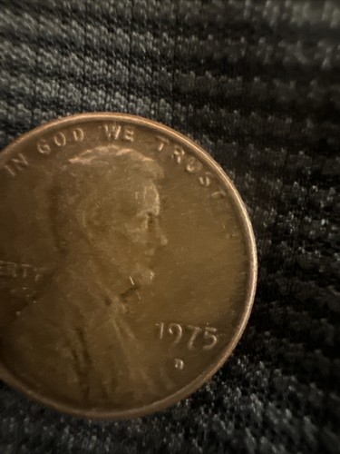 1975-D Lincoln 1C RD Penny Collector Coin Very Clean Coin Rim Error! Shipsfast!! - Picture 2 of 7