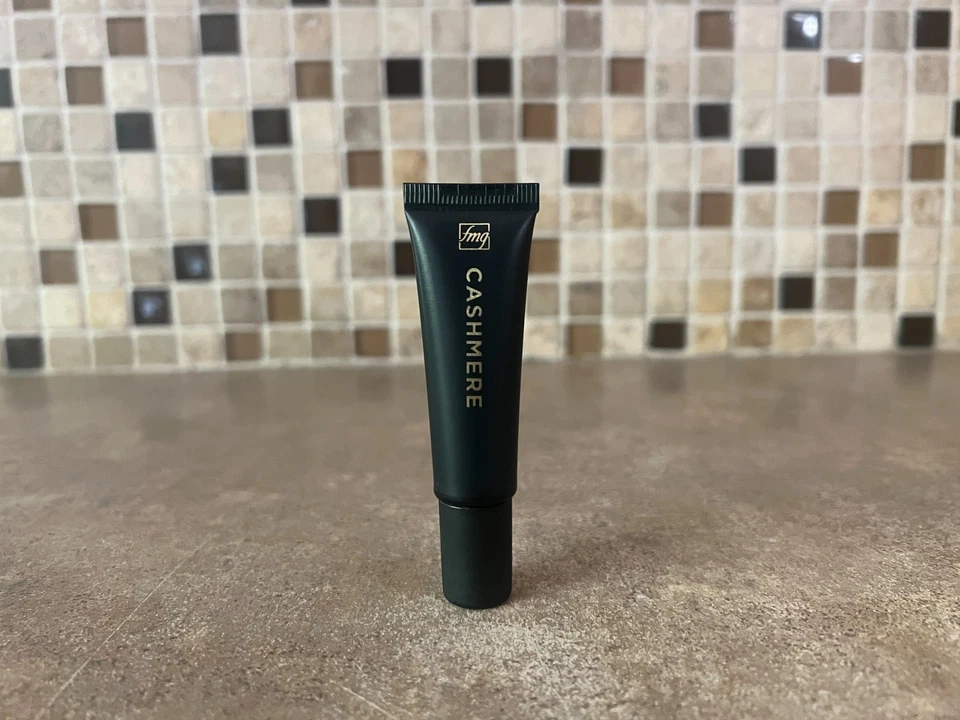 Avon fmg Cashmere Under Eye Primer 0.317 oz F4-8 - Image 4 of 4