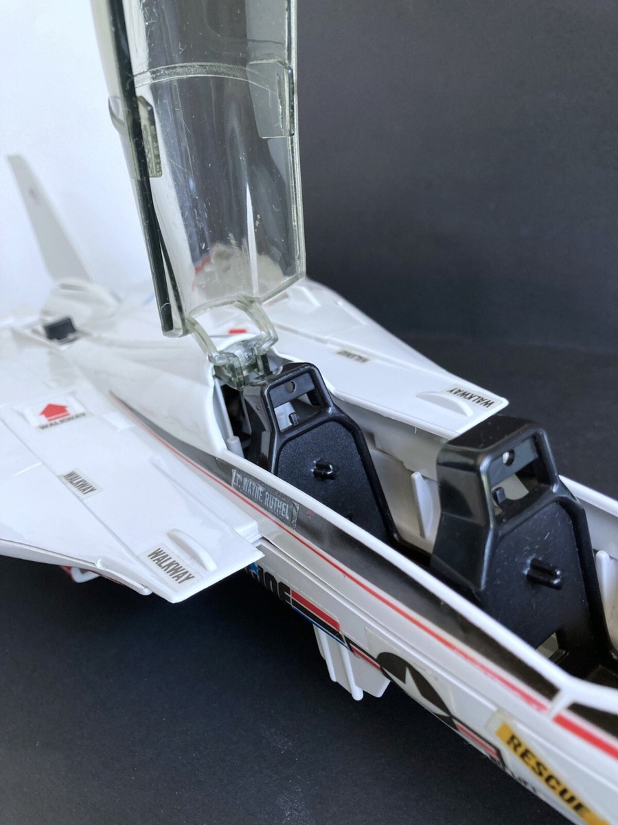 Gi Joe 1983 Skystriker JET XP-14F Vintage 100% Complete with Pilot