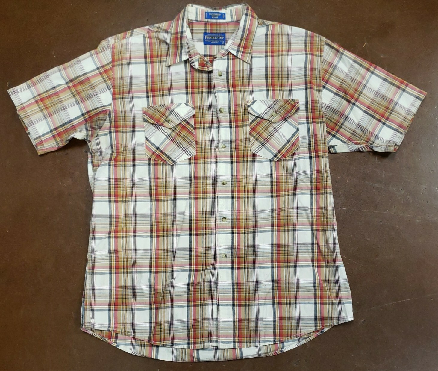 PENDLETON 'Tracker'  Plaid Short Sleeve Button Fr… - image 1