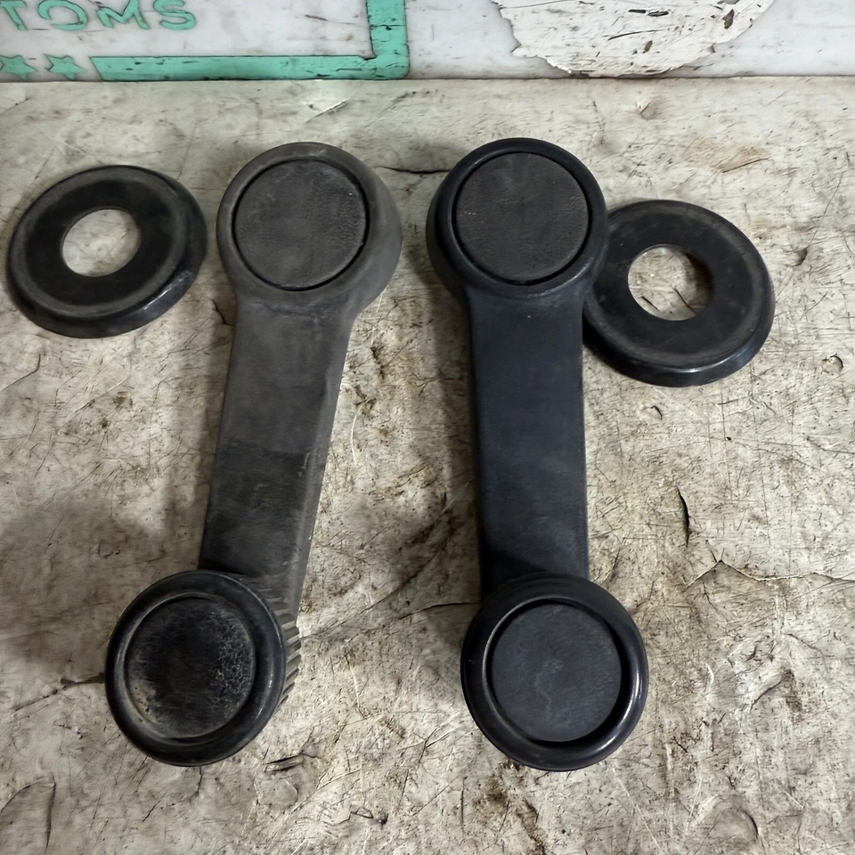 78-80 Mazda RX7 Interior Manual Window Crank Handles & Spacers SA - Image 4 of 4