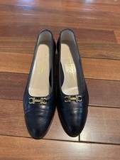 Vintage Salvatore Ferragamo Boutique Pumps Black Leather Size 5.5B Made In ITALY