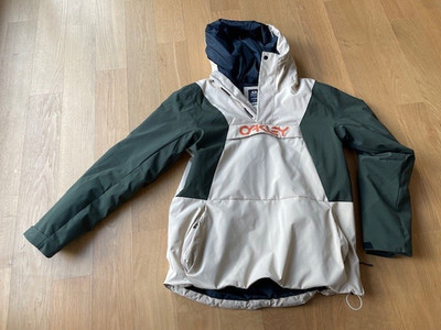 Oakley Herren Ski Jacke Outdoor NEU TNP TBT Insulated Gr. M beige/oliv