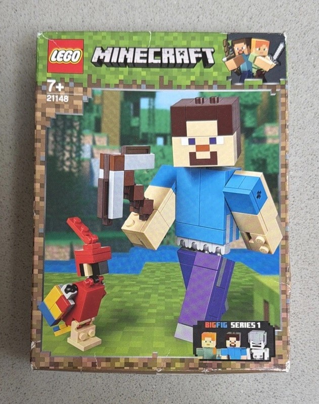LEGO Minecraft 21148 - Steve BigFig With Parrot - Retired Set - New & Sealed
