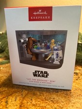 2025 HALLMARK - STAR WARS- LET THE WOOKIEE WIN - MAGIC VIDEO  LIGHT & SOUND NEW