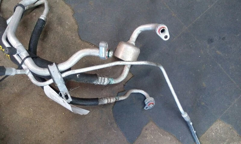 Ford F150 2014 mangueras de aire acondicionado 5,0 litros 8 cilindros Foto 3 de 4