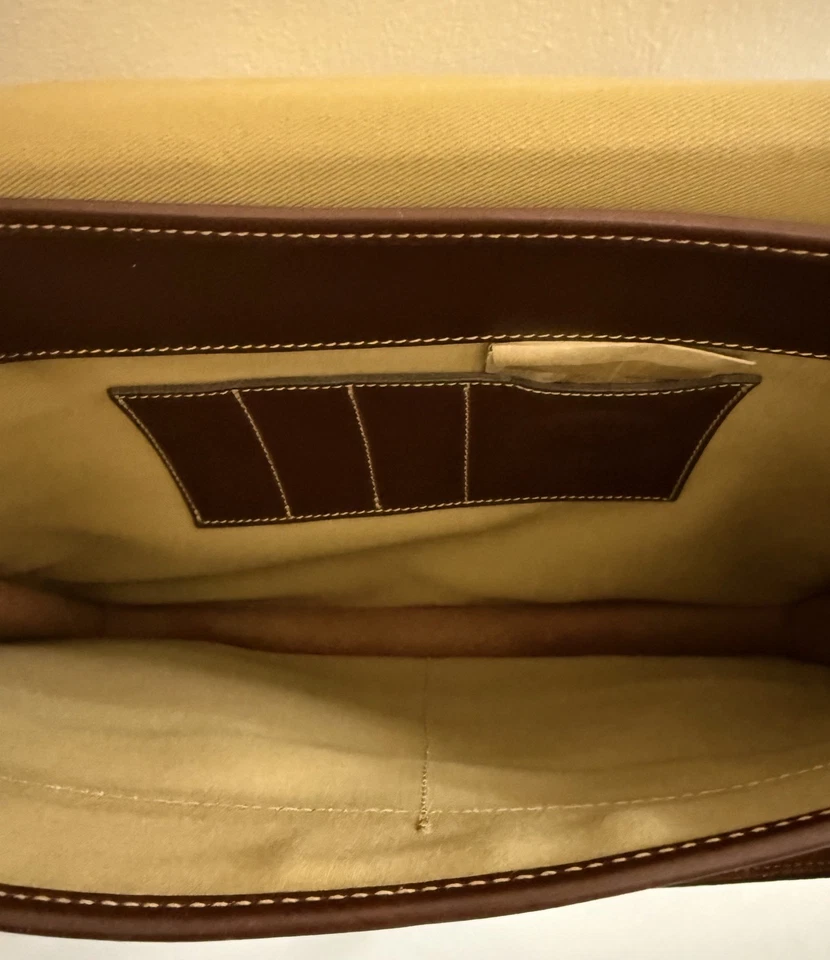 Maletín de cuero engrasado marrón oscuro Tusting England BUCKINGHAM NUEVO CON ETIQUETAS Foto 4 de 4