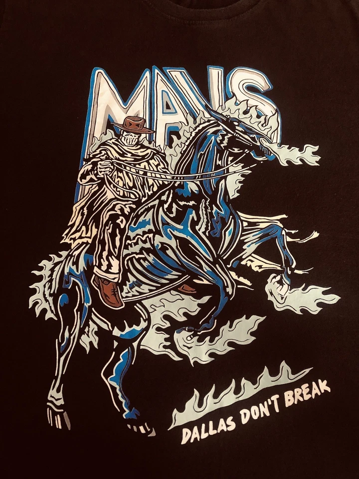 Camisa estilo Warren Lotus de los Dallas Mavericks Foto 2 de 4