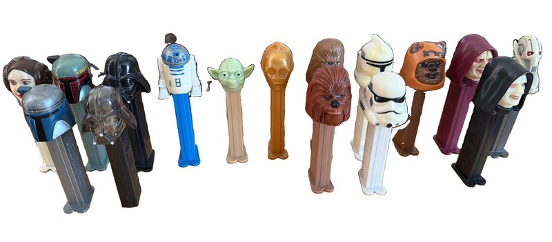 Vintage PEZ dispensers Lot of 16 Star Wars ;Hungary , Slovenia ; 11 Characters