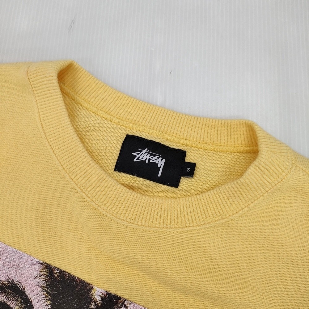 STUSSY Crew neck, palm tree print, size S sweat yellow 6-0328M