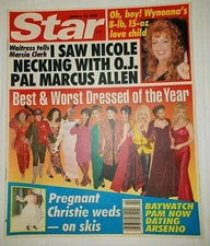Star tabloid Jan 10, 1995 Dorothy Hamill Crystal Bernard Bruce Boxleitner 
