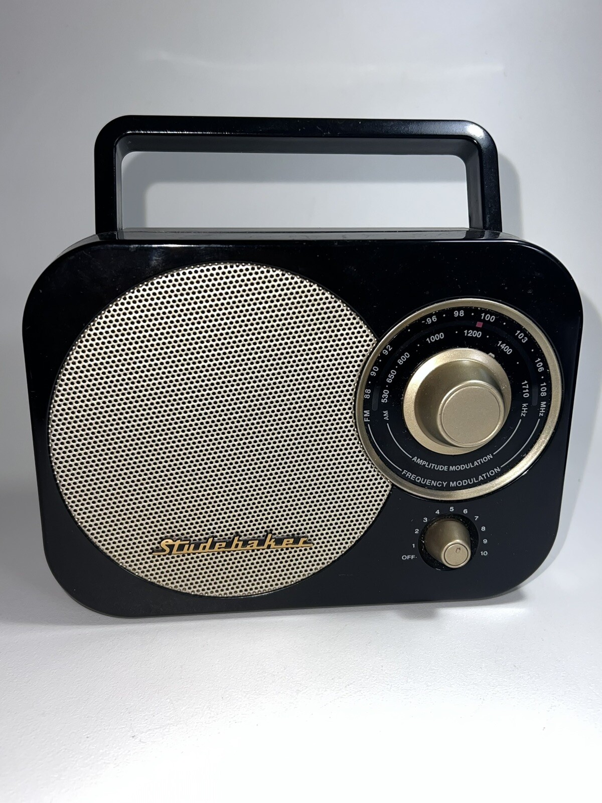 Studebaker SB2000 Retro Portable AM/FM Radio - Speaker -Aux Input (Black) Tested