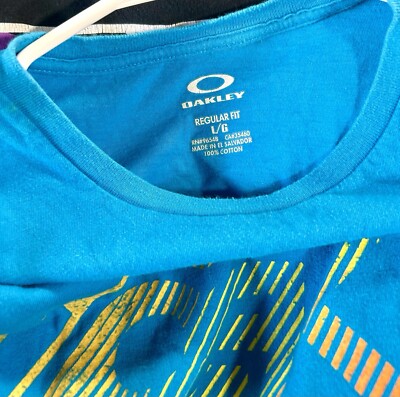 🚨RETRO Oakley Blue T-Shirt 'Almost an Unfair Advantage