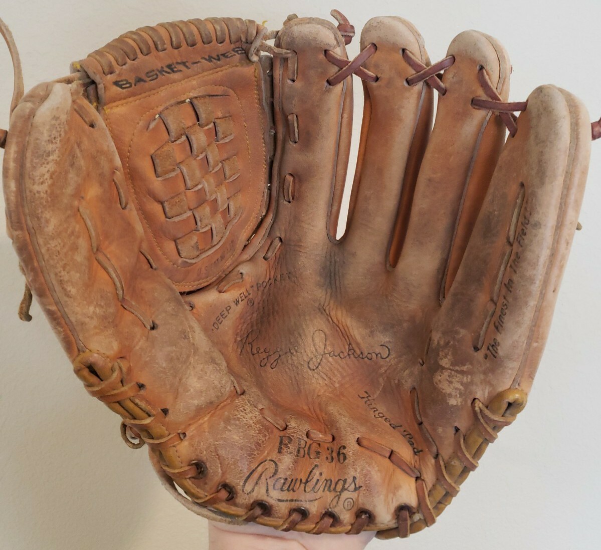 Vintage Rawlings RBG36 Reggie Jackson Right Handed Thrower RHT
