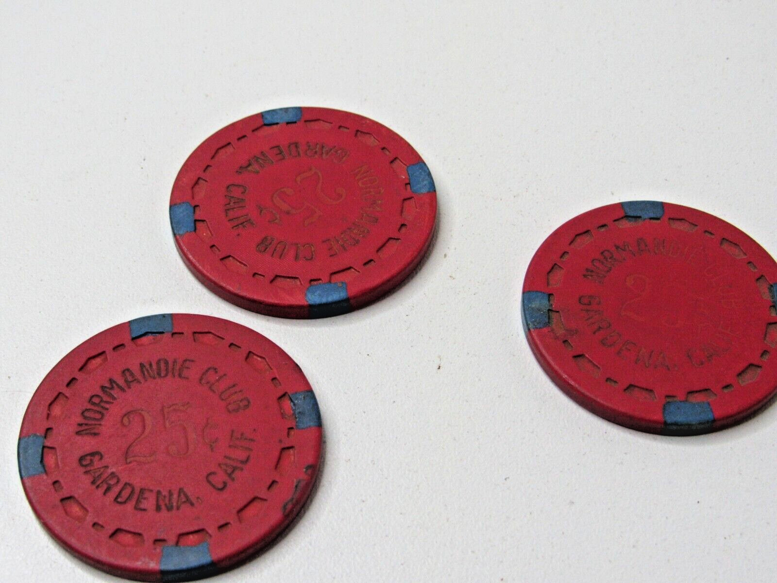 Lot Of 3 Normandie Club $0.25 casino poker chips - Gardena CA - 1950s/1960s #KR
