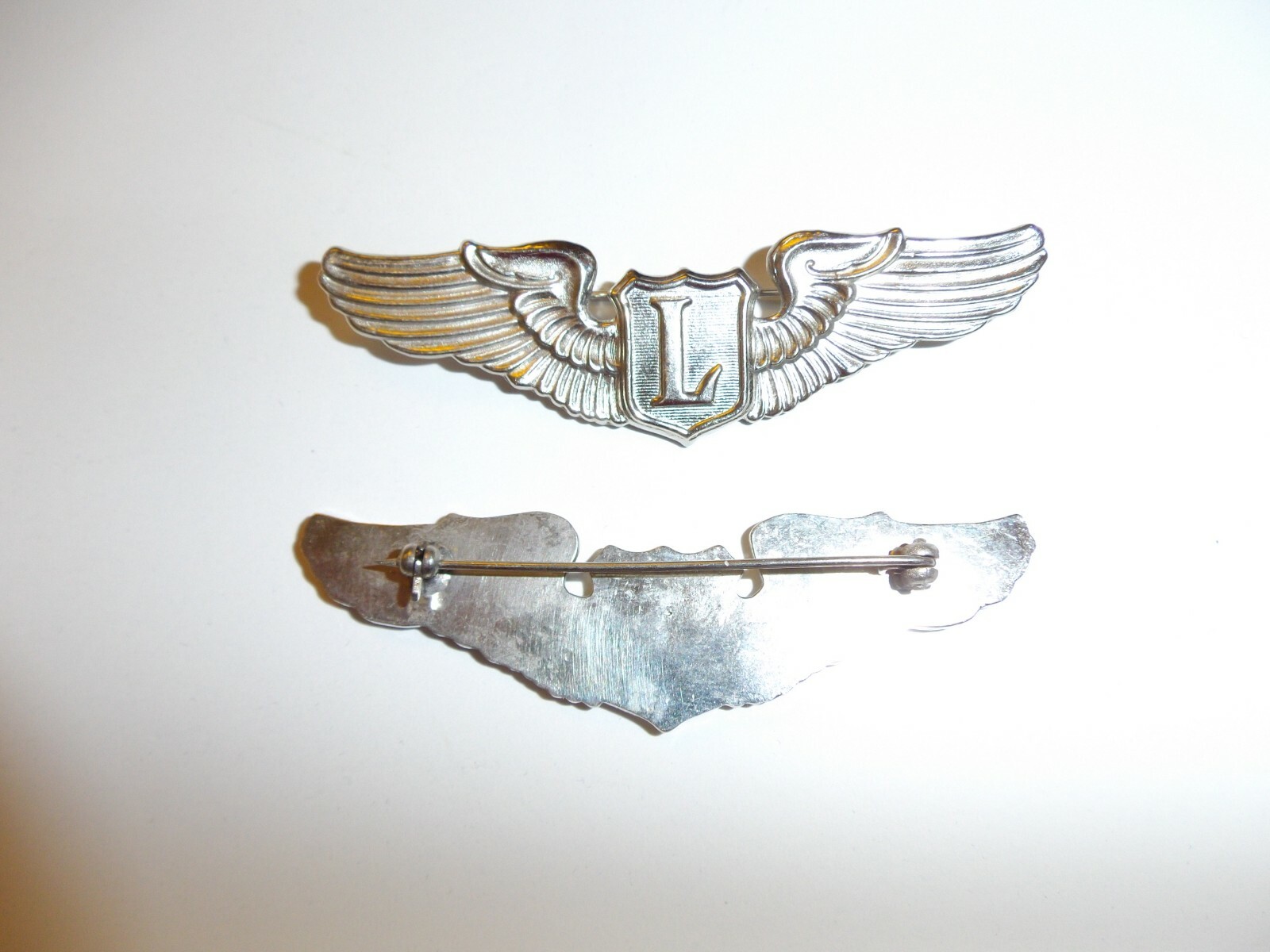 e2317 WW2 US Army Air Force USAAF Liaison Pilot Wing Silver metal pin ...