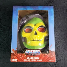 NECA MASTERS OF THE UNIVERSE SKELETOR SIGNATURE EDITION MOTU MASK 1 of 500
