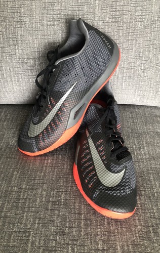 nike hyperlive black