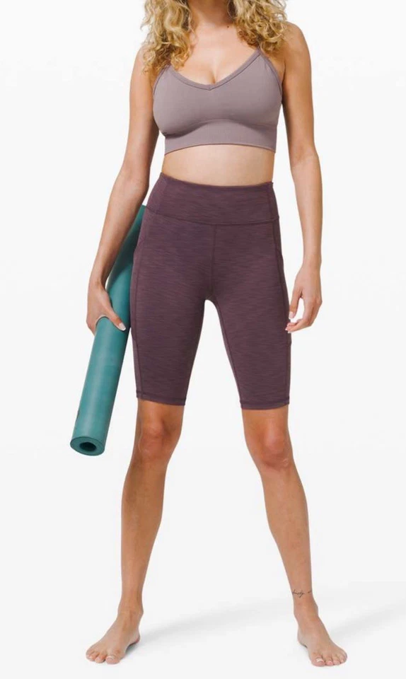 Sujetador Lululemon Ebb to Street Yoga y Pilates *C/D Copa Lunar Rock Púrpura Talla 10 Foto 4 de 4