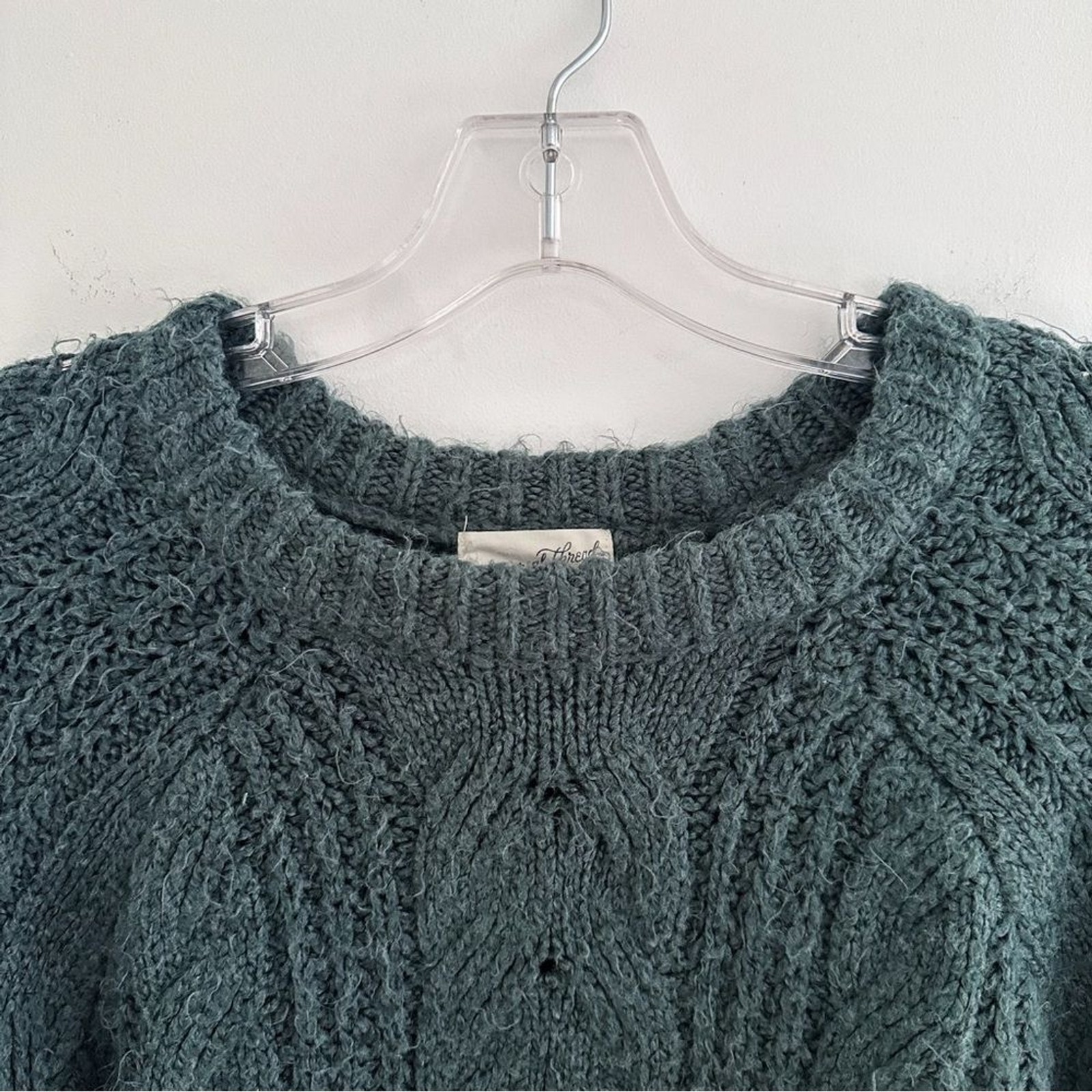 Universal Thread Chunky Cable Knit Cropped Sweate… - image 3