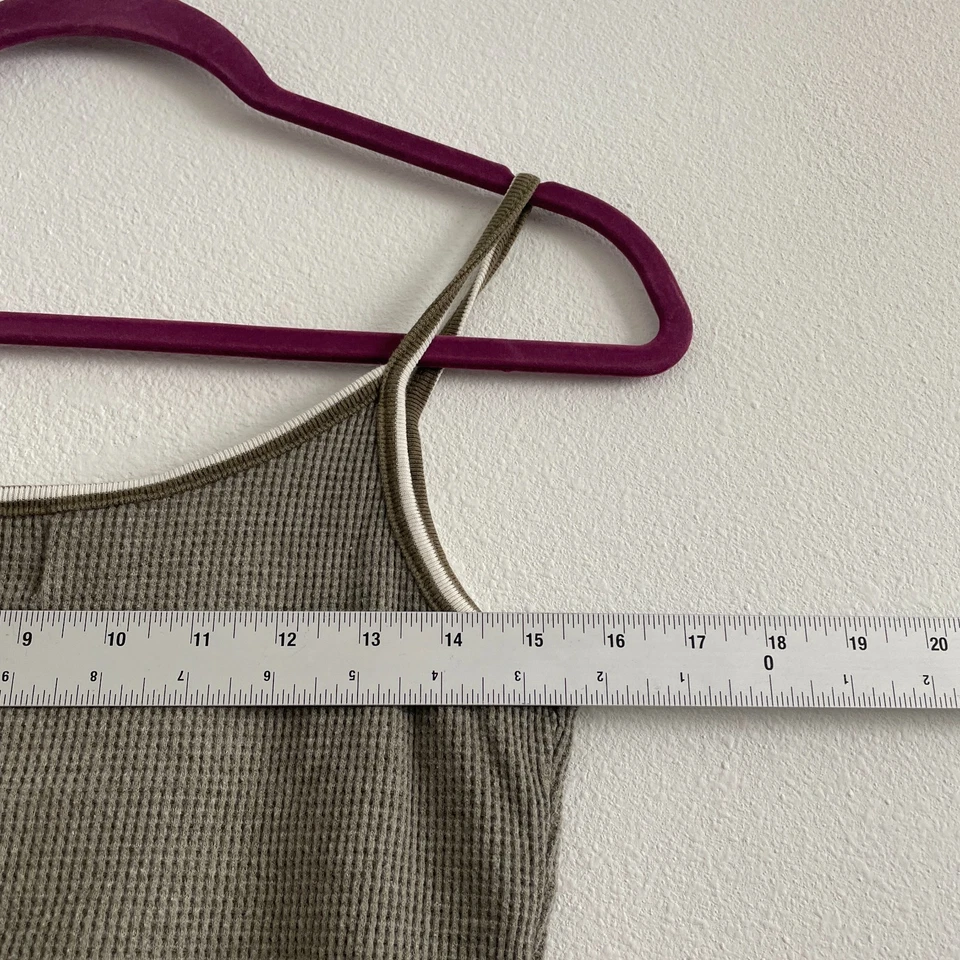 Camiseta sin mangas vintage años 90 para mujer M verde recortada gofre tejido térmico indie grunge Foto 3 de 4