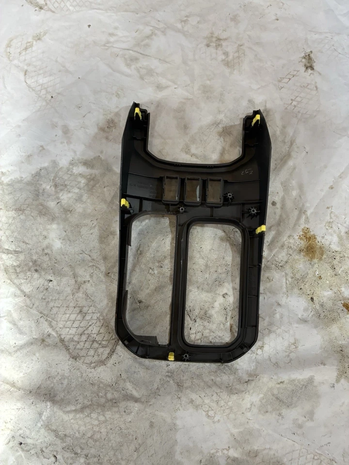 Toyota 4 Runner 2003-2009 consola central cambio automático bisel OEM b2 Foto 2 de 2