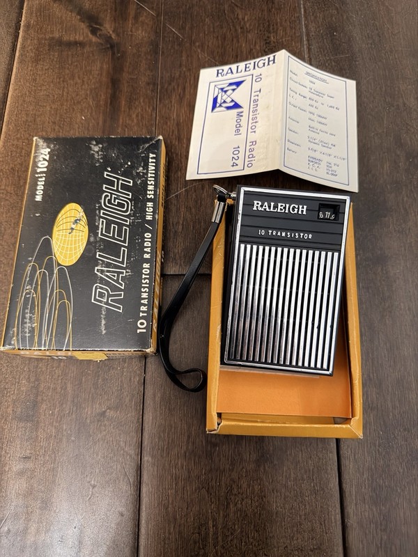 Raleigh 1024 10 Transistor Pocket Radio w Original Box Manual Tested Works