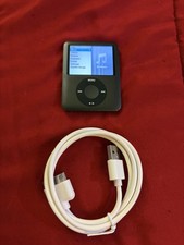Apple iPod Nano 3G 8GB MP3 Player - MB261LL/A
