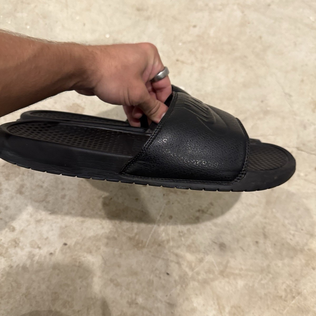Nike Sandals Mens Size 13 Benassi JDI Slide Black Slip-On  display picture 2
