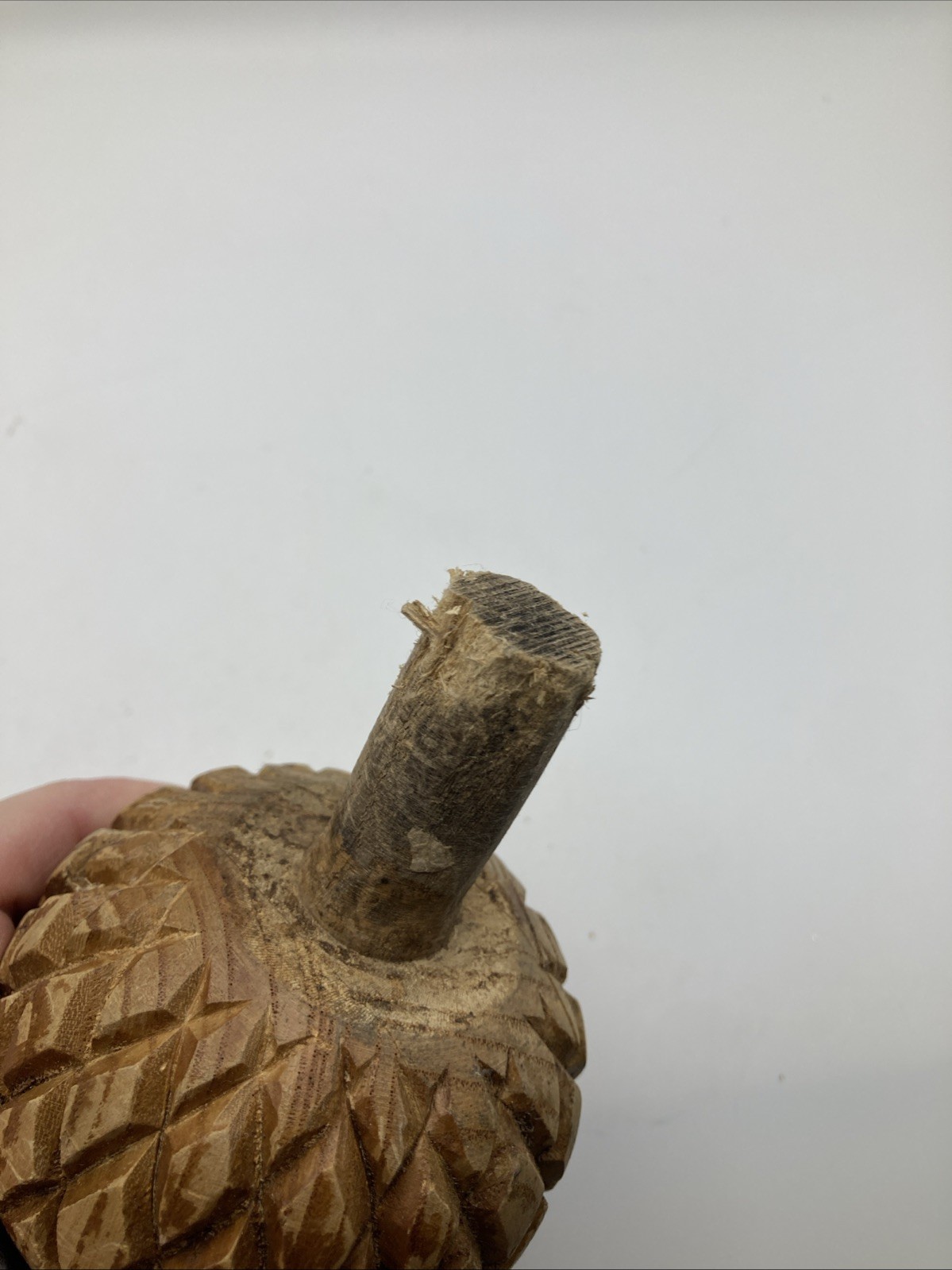 VINTAGE CARVED Acorn Pair WOODEN Bed Post Finials Or Fall Decor Wood Large