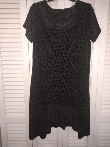 MIDNIGHT VELVET BLACK POLKADOT UNEVEN DRESS SIZE 1X - Picture 4 of 4