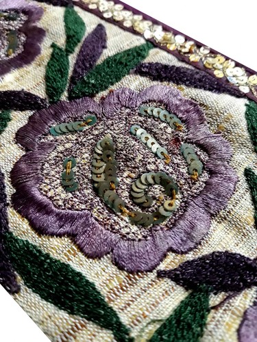 Vintage Saree Border India Decorative Trim Antique Embroidered Ribbon Silk Sari - Picture 6 of 8