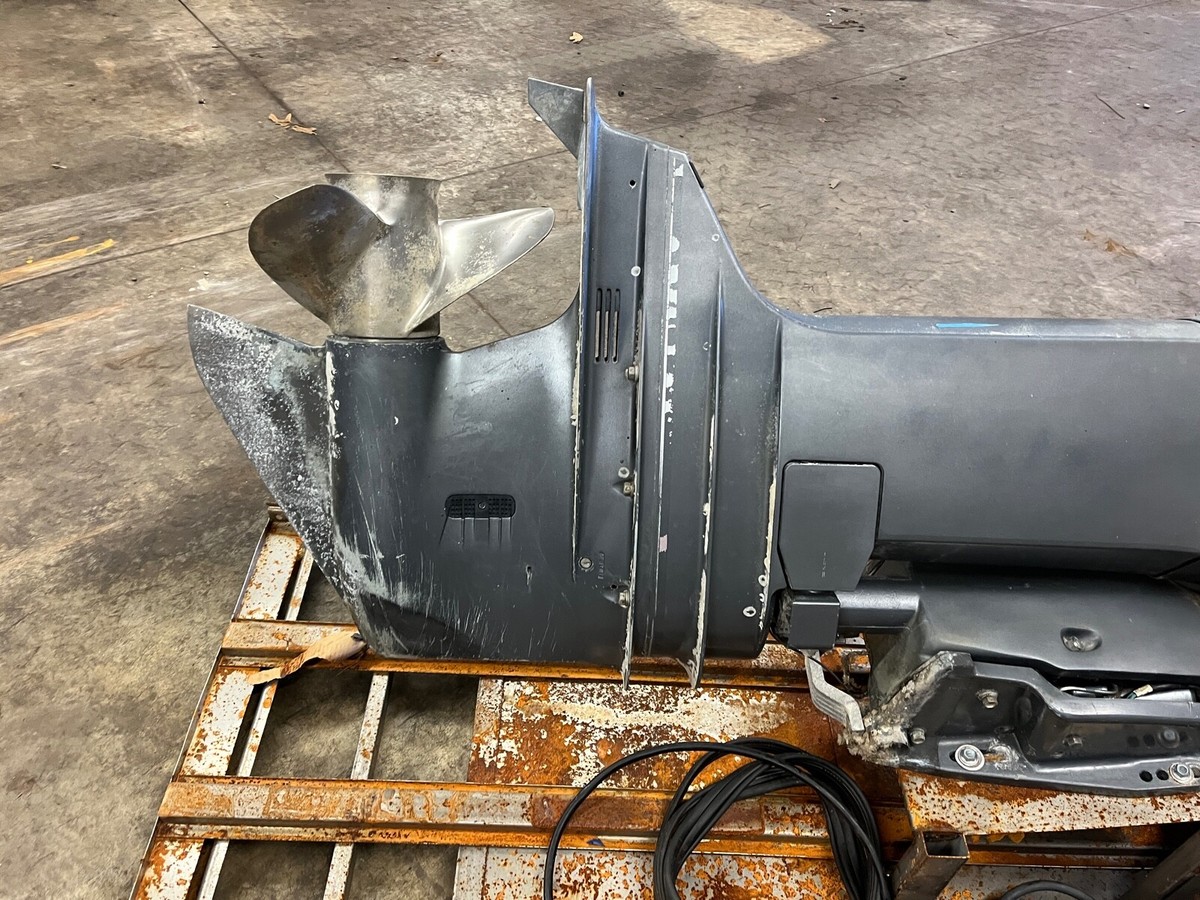 1997 Yamaha 225 Saltwater Series II OX66 2-Stroke 30