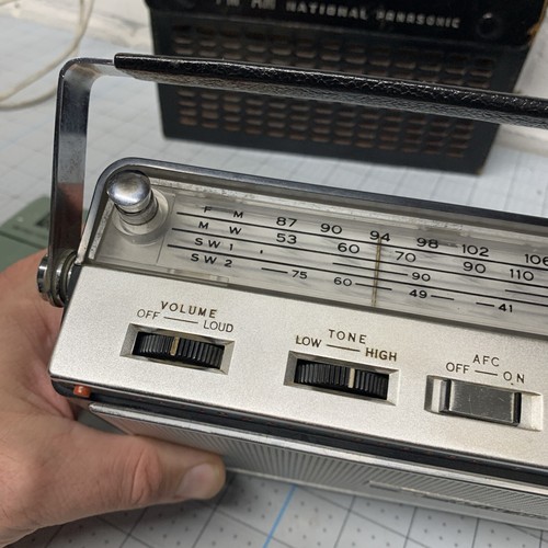 national panasonic rf-1005w fm-am raidio spairs repair only #302 - Picture 5 of 11