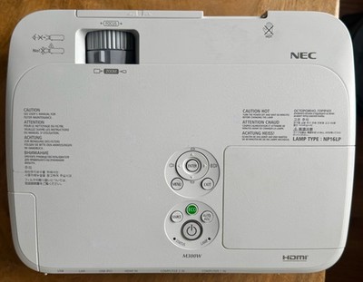 Beamer NEC M300C mit Fernbedienung